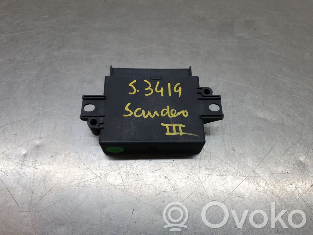 Dacia Sandero Unité de commande, module PDC aide au stationnement
