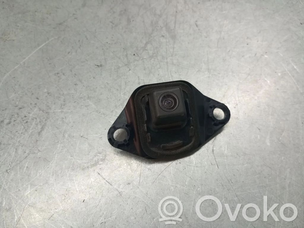 Toyota Yaris Kamera cofania 