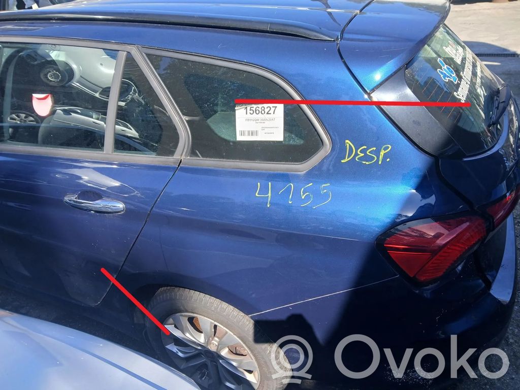 Panel lateral trasero
