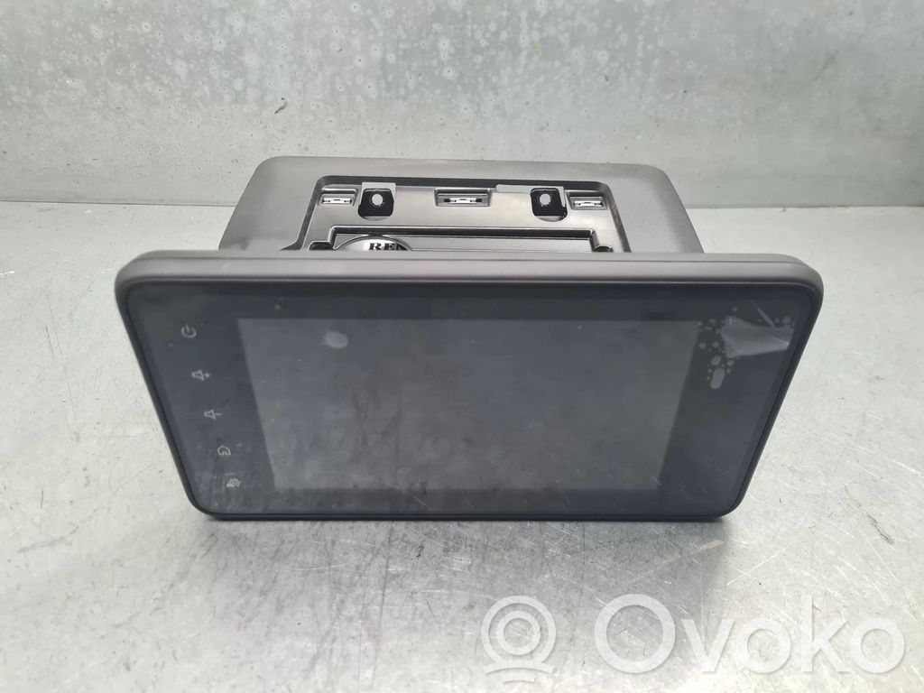 Dacia Sandero Unitate principală radio/CD/DVD/GPS 