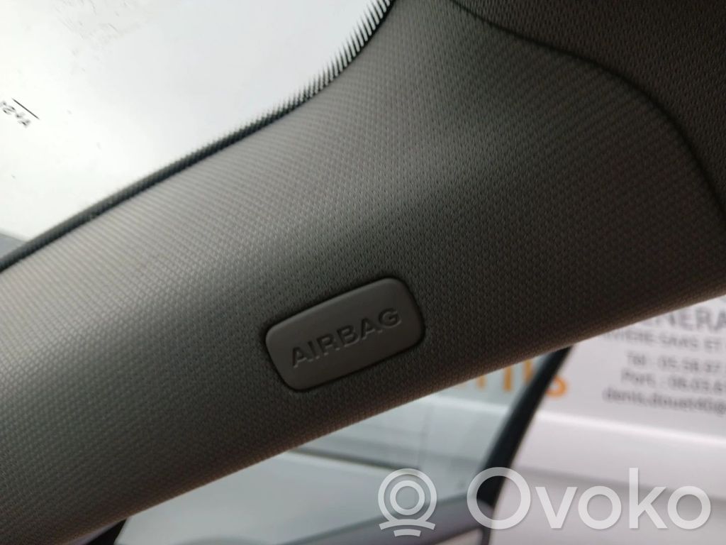 Audi RS4 B8 Airbag cortină