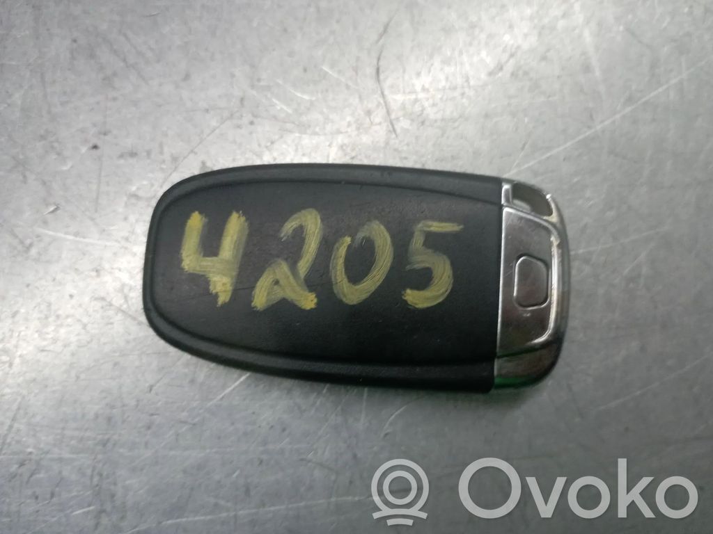 Audi RS4 B8 Cheie/telecomandă contact