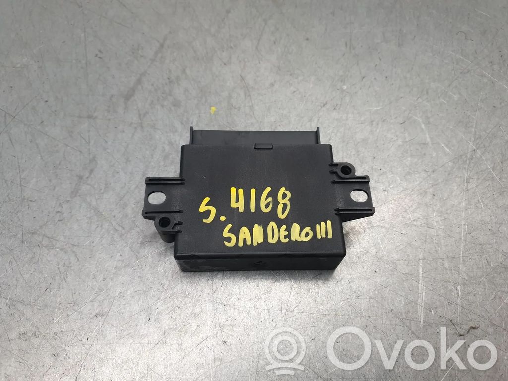 Dacia Sandero Unité de commande, module PDC aide au stationnement 