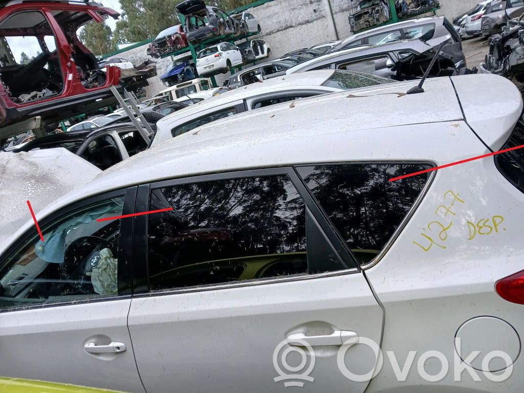Toyota Auris E180 Katto