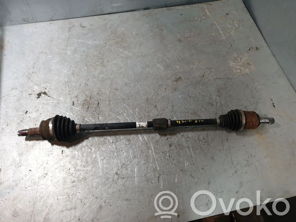 Opel Corsa E Priekinis pusašis 