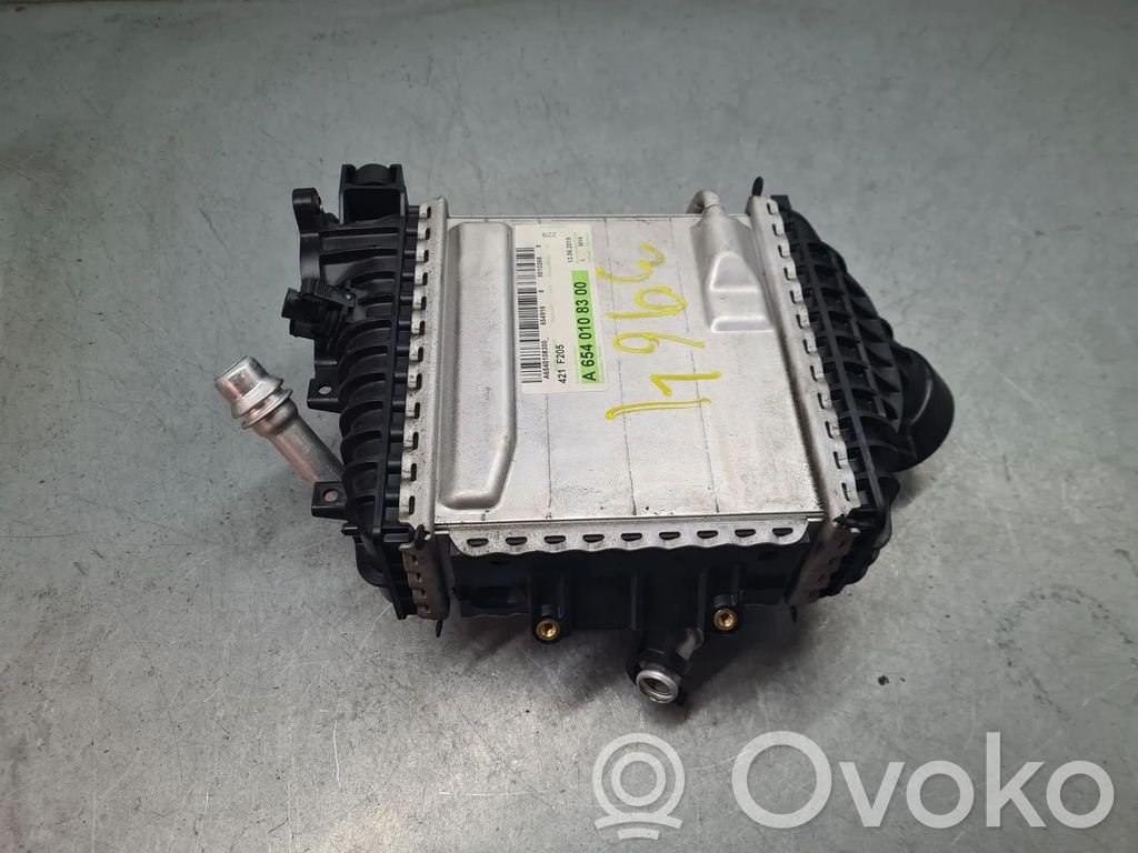 Mercedes-Benz C W205 Radiador intercooler 