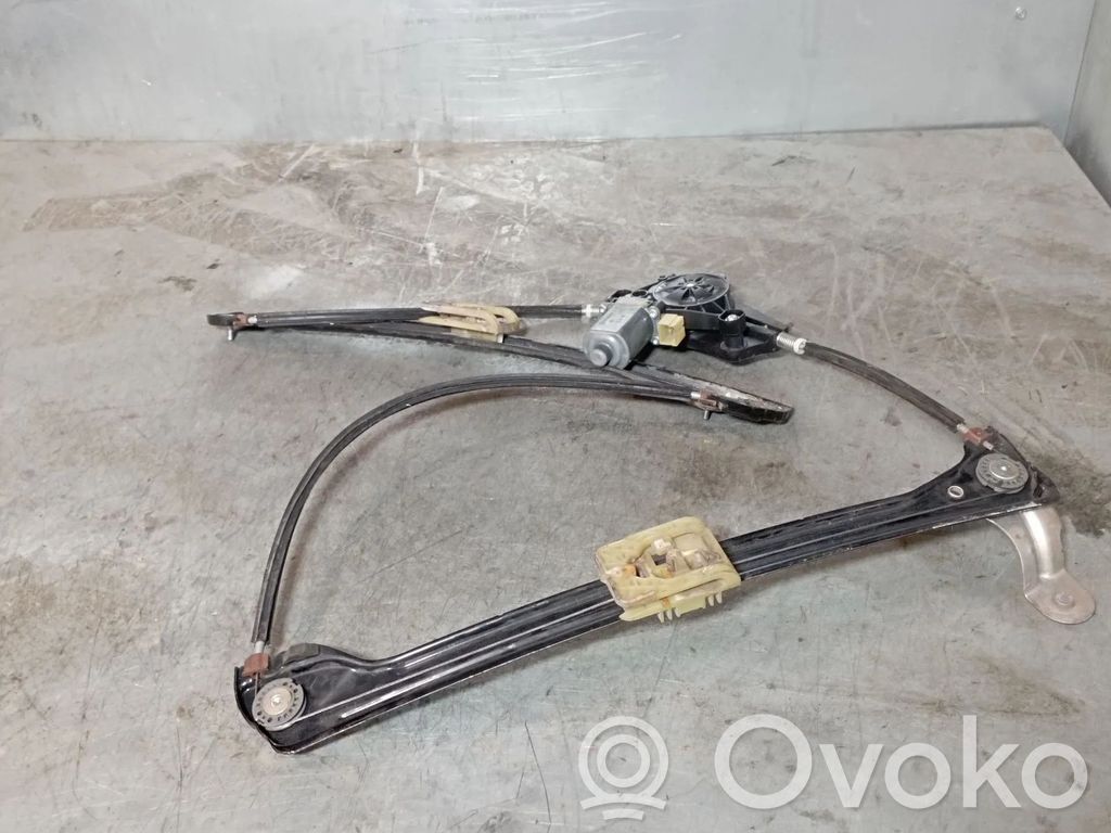 Volkswagen Golf VII Macara geam față fără motor 