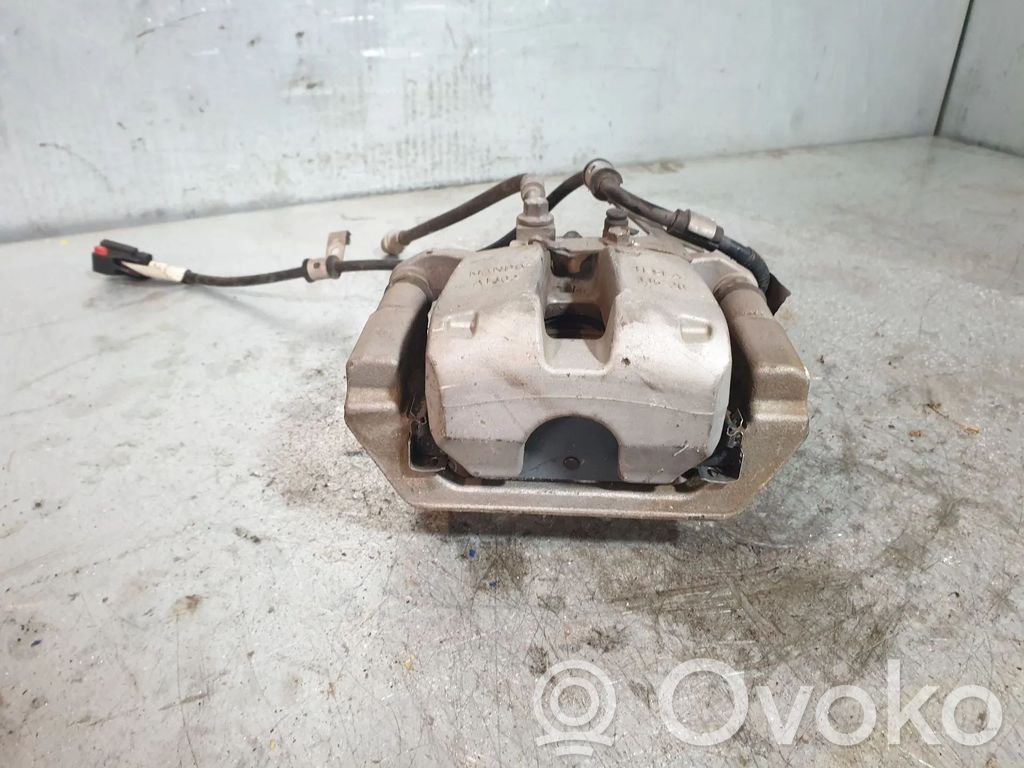 Rear brake caliper   104462600A