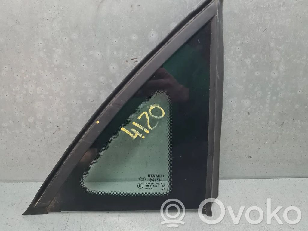 Renault Captur II Rear side window 