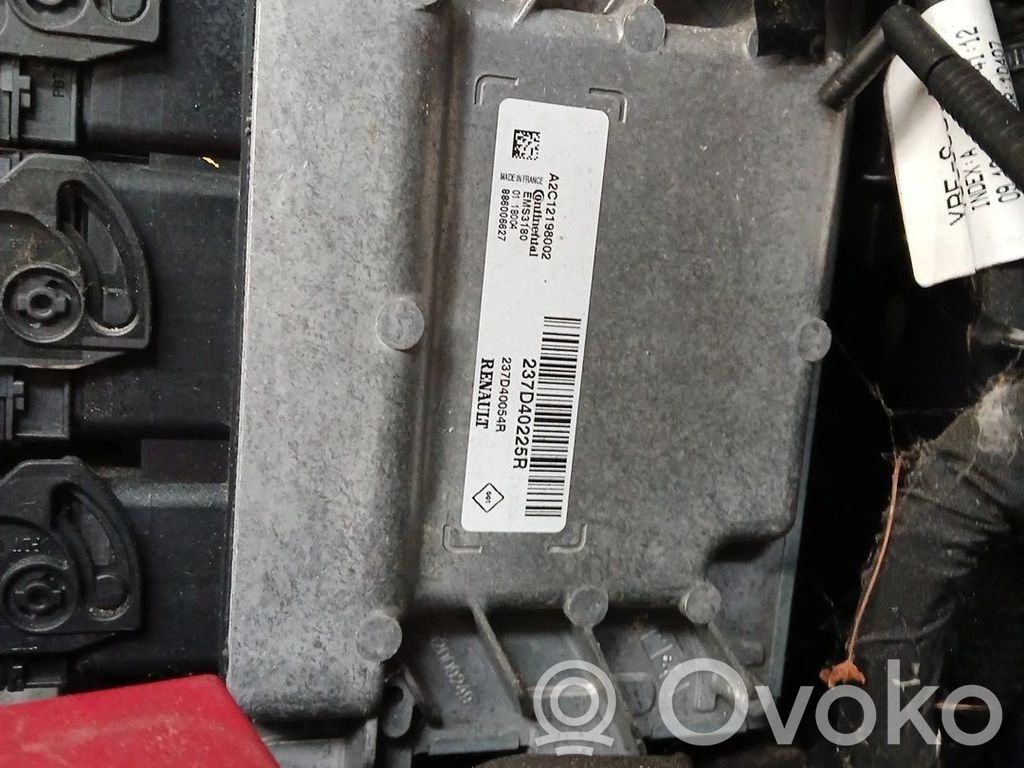 Motorsteuergerät/-modul   237D40225R