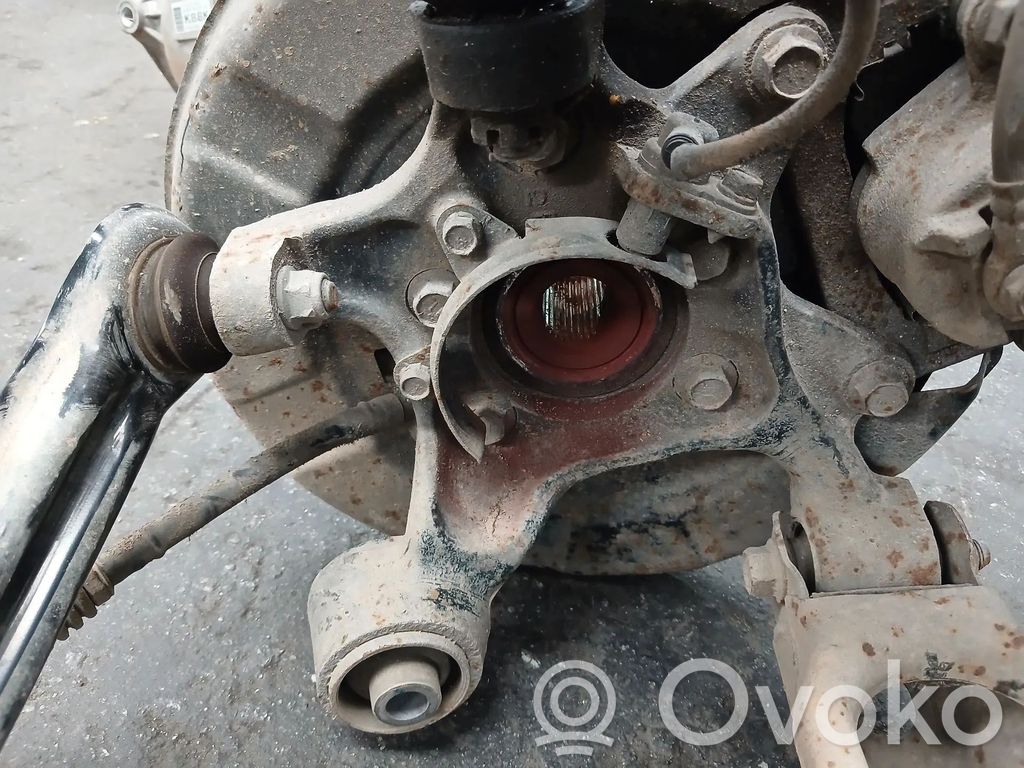 Mitsubishi Pajero Fuso a snodo con mozzo ruota posteriore