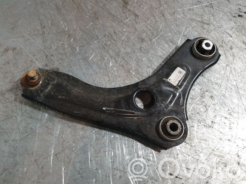 Brazo de suspensión delantero   545008653R,545041584R,545044217R,545049806R