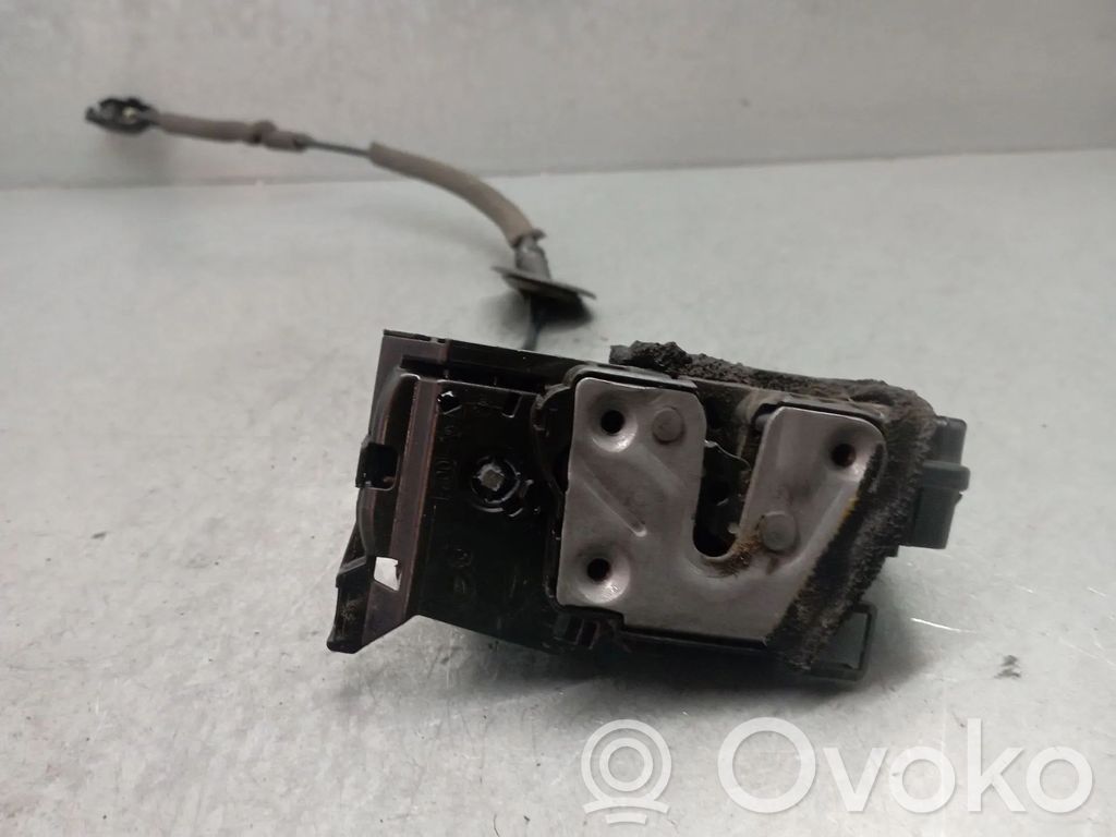 Cerradura de puerta delantera   805022764R,40627225,805024200R