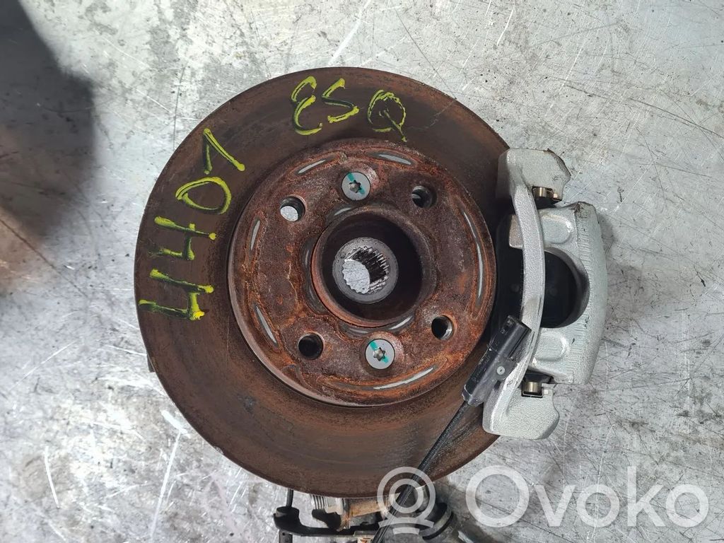 Front wheel hub spindle knuckle