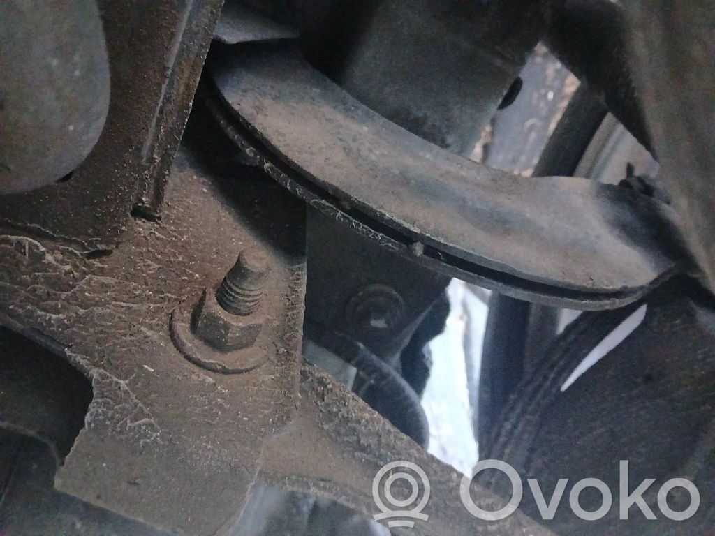 Volvo V40 Рычаг 