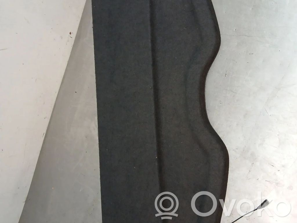 Parcel shelf