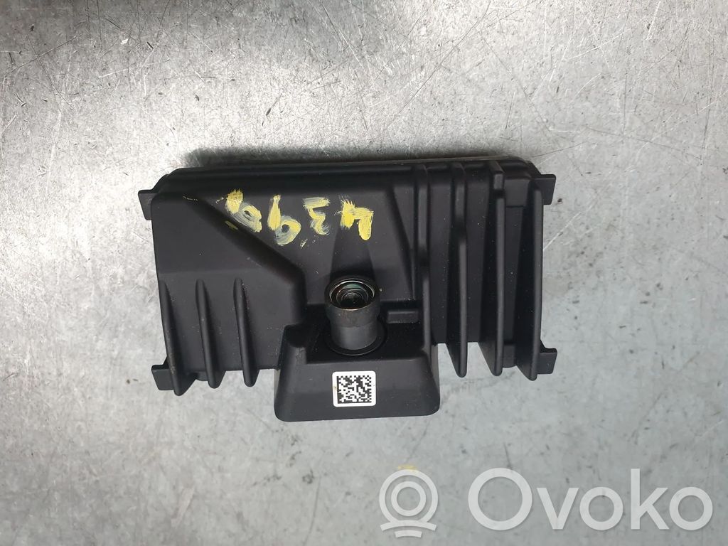 Renault Captur II Windshield/windscreen camera 