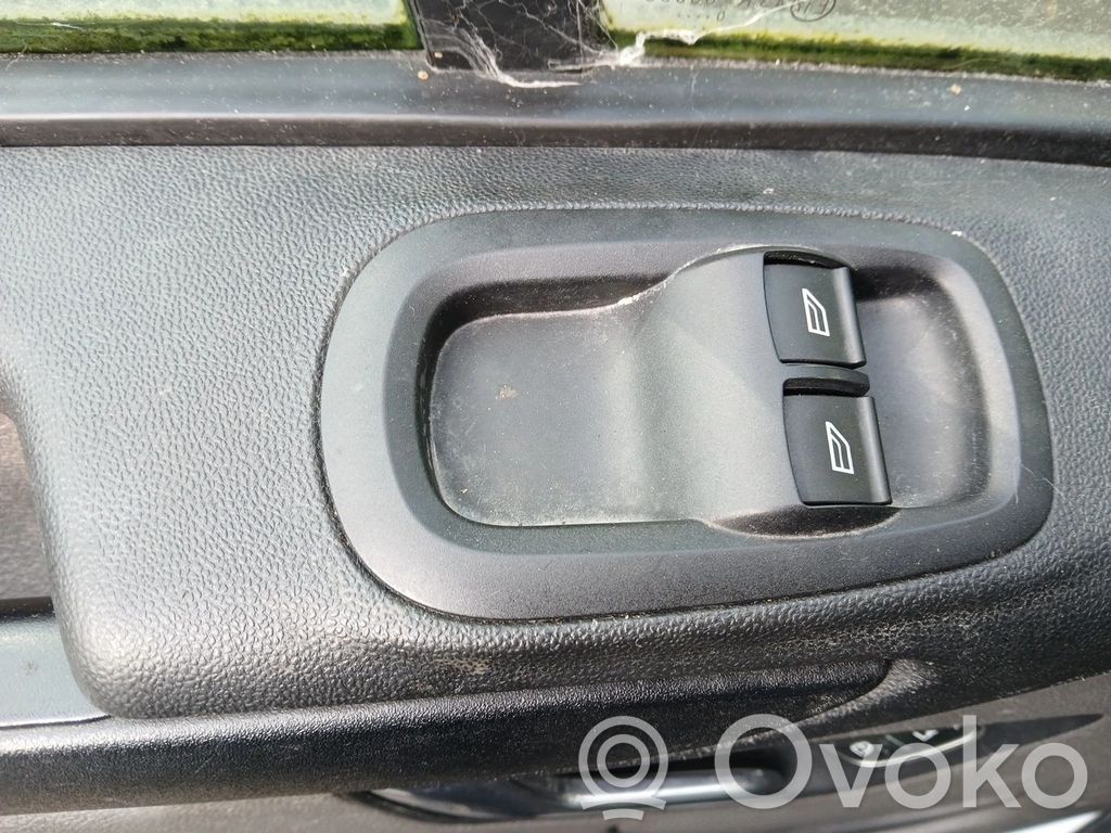 Ford Transit Przyciski szyb 