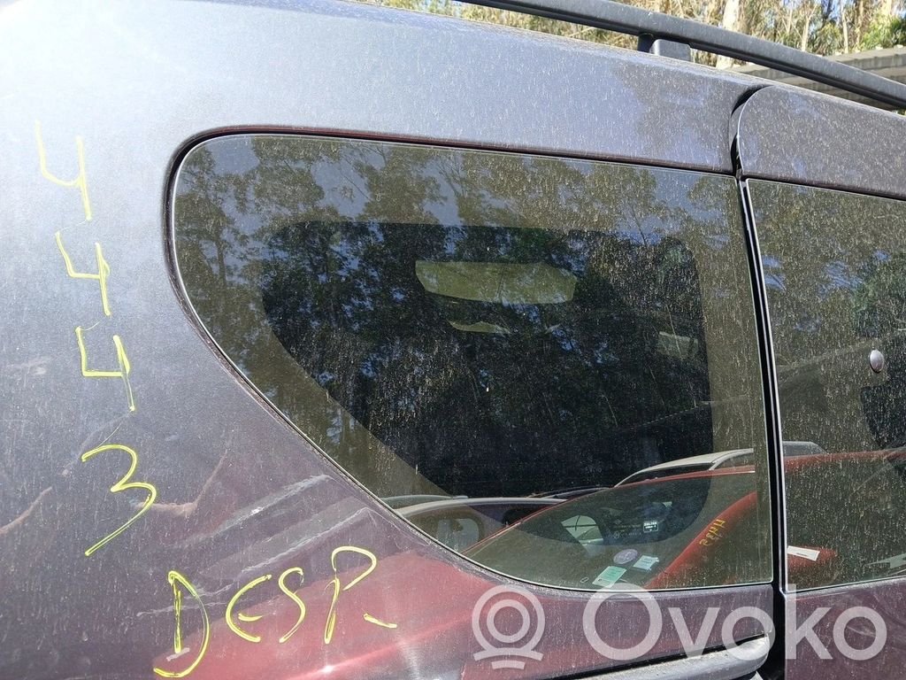 Rear side window