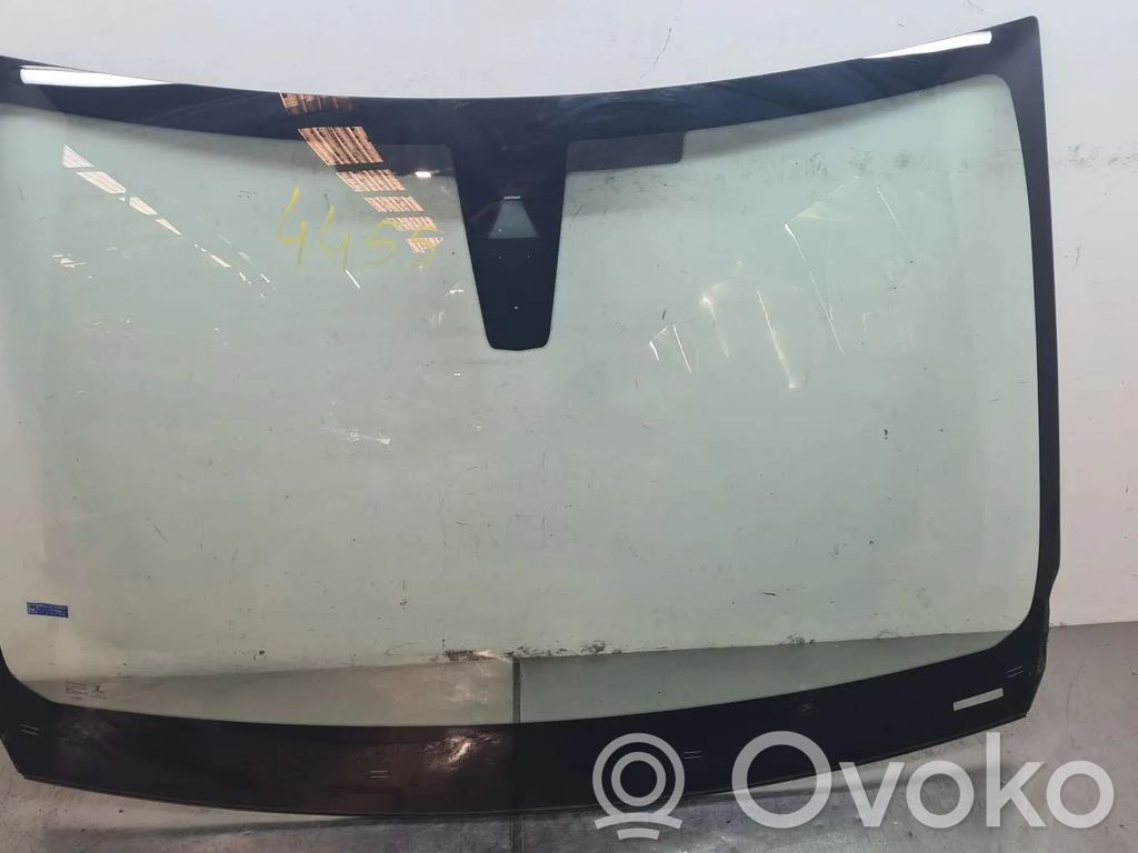 Citroen Berlingo Front windscreen/windshield window 