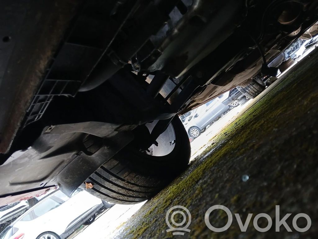 Skoda Rapid (NH) Priekinis kelmas 