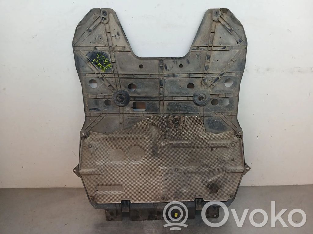 Peugeot 308 Engine splash shield/under tray 