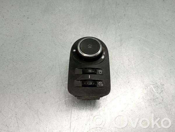 Interruptor de luz   13310330,321409