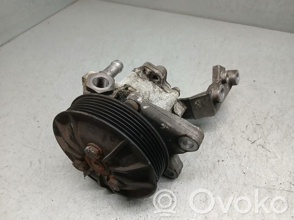 Power steering pump   LH2113605