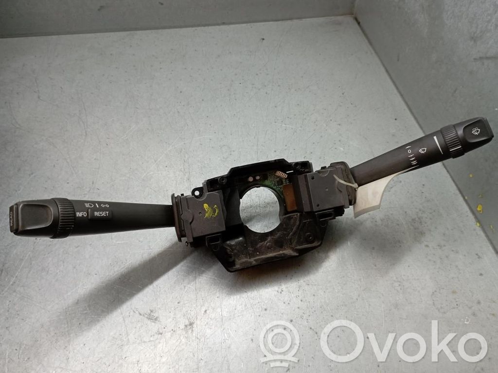 Other switches/knobs/shifts   8666597,01W36A