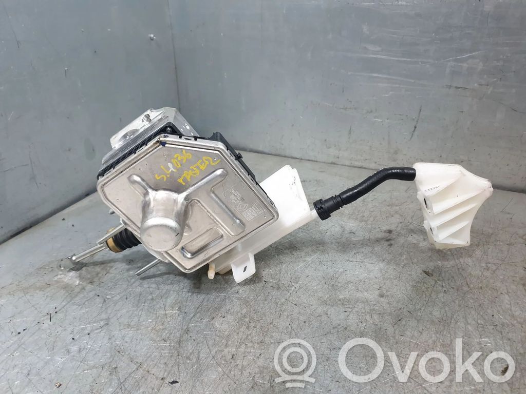 Renault Master IV Bremskraftverstärker 