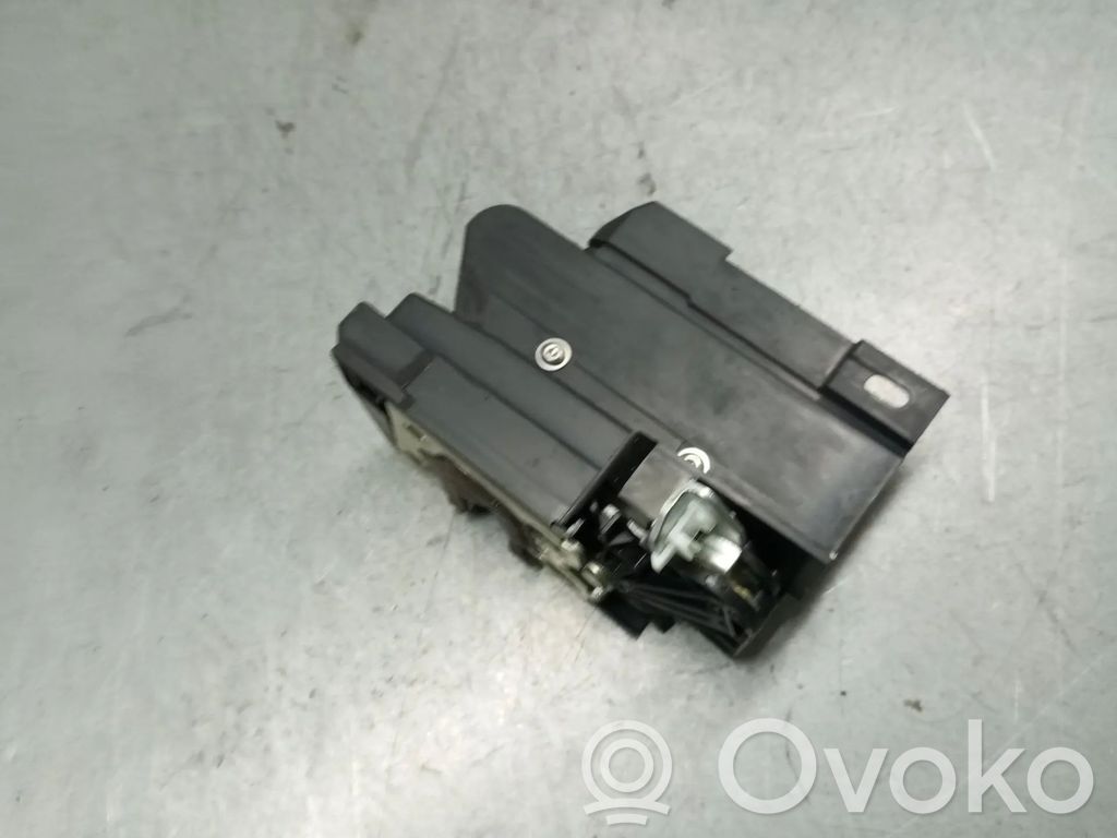 Dacia Duster III Etuoven lukko 