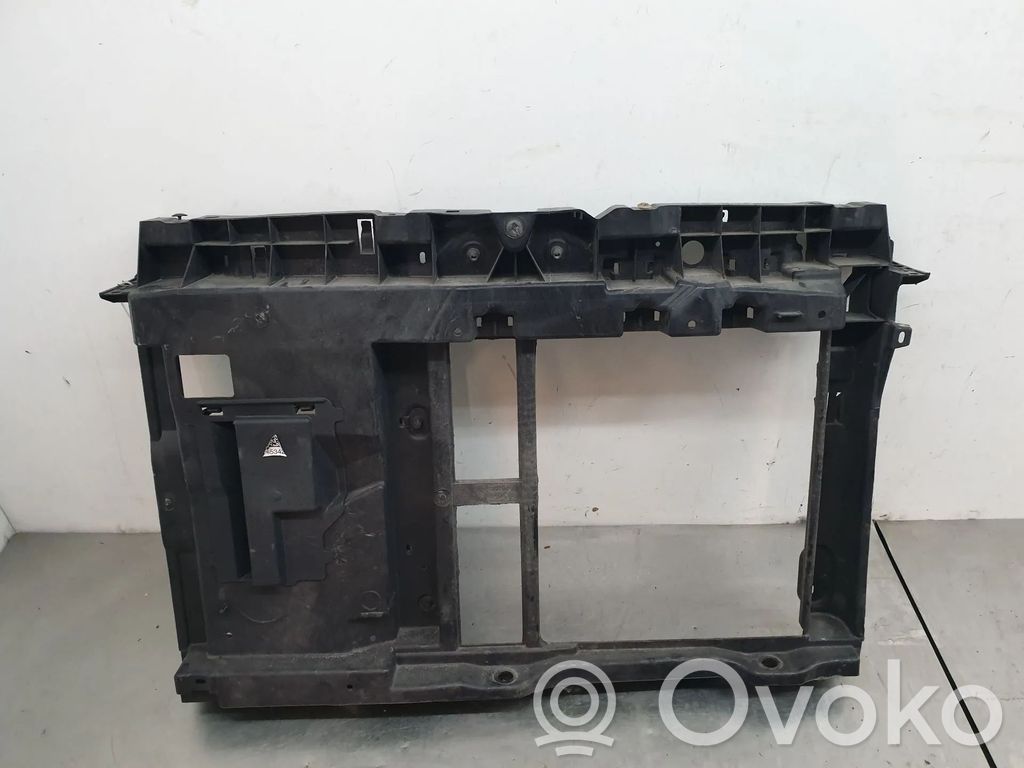 Radiatoru panelis   9686561380