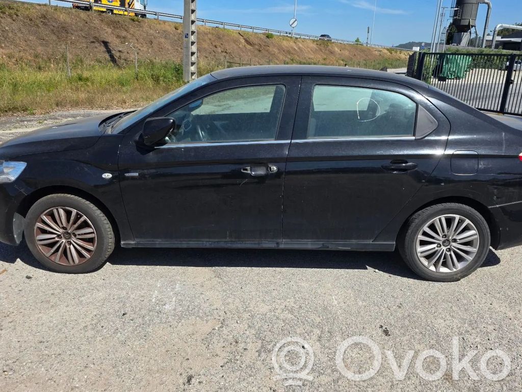 Citroen C-Elysée Macara geam față fără motor 
