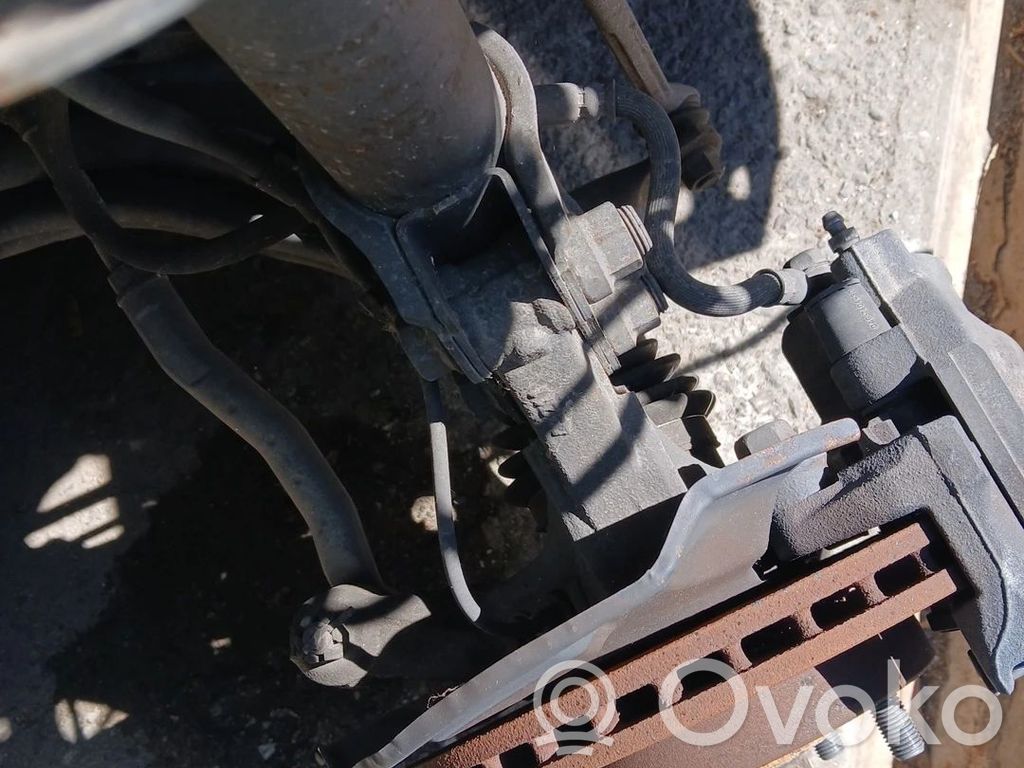 Achsschenkel vorne   432110D230
