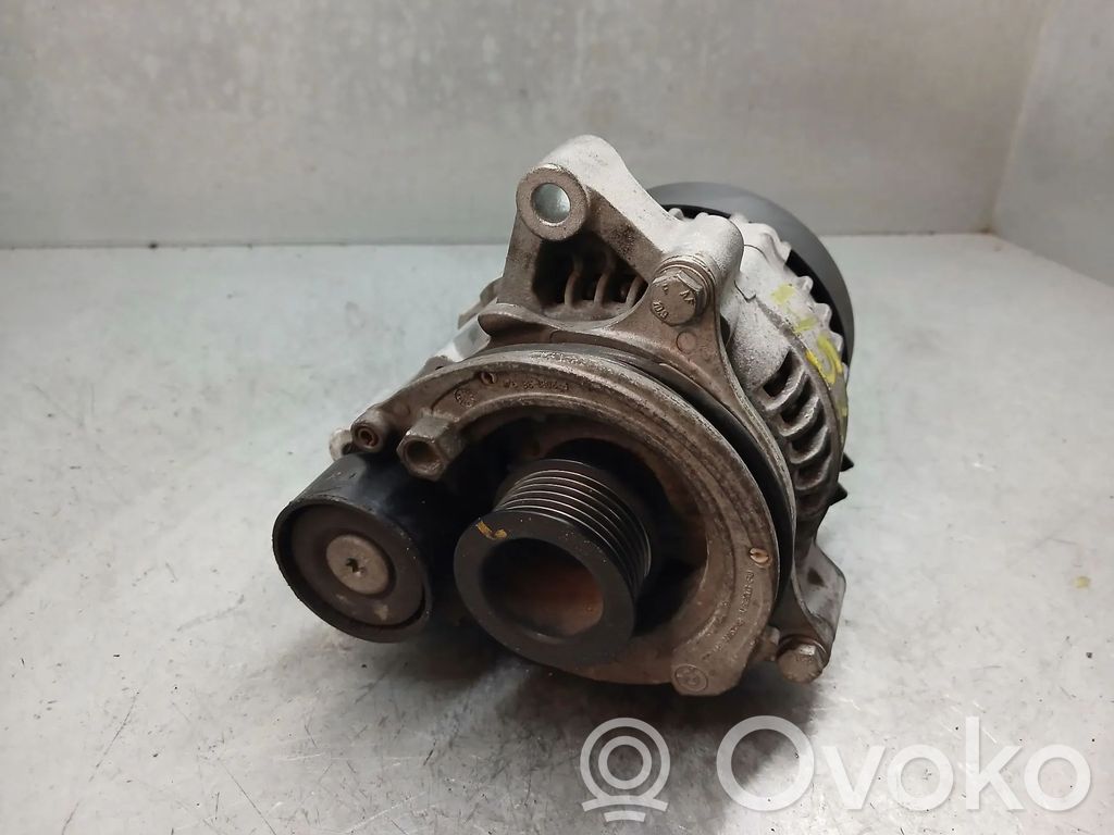 BMW X1 F48 F49 Generatore/alternatore 