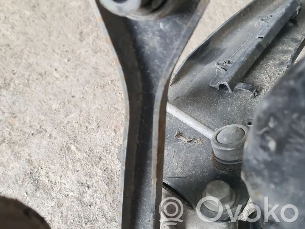 Audi Q3 8U Braț control spate 