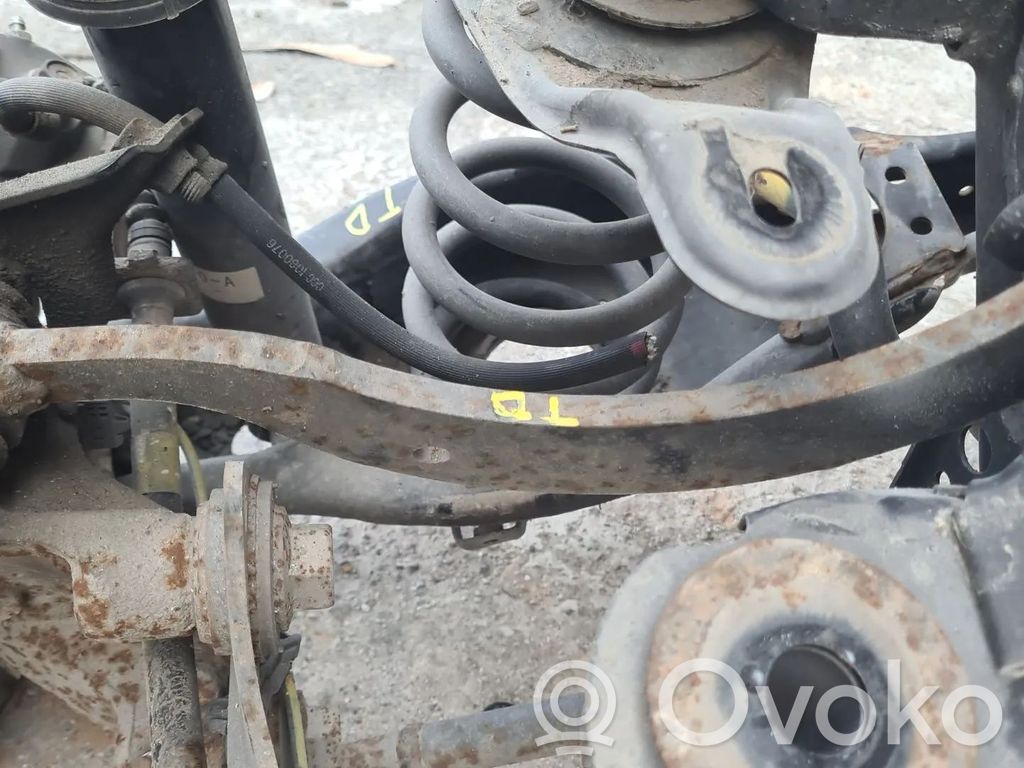 Braț control spate