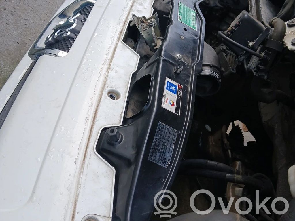 Peugeot Boxer Support de radiateur sur cadre face avant 