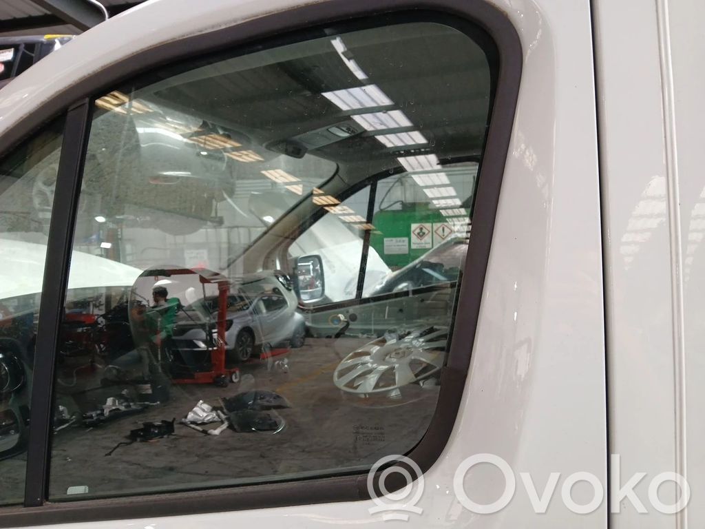 Renault Trafic III (X82) Fenster Scheibe Tür vorne (4-Türer) 