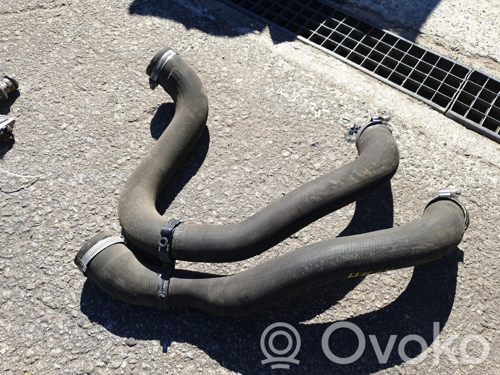 Peugeot 308 Tube d'admission de tuyau de refroidisseur intermédiaire