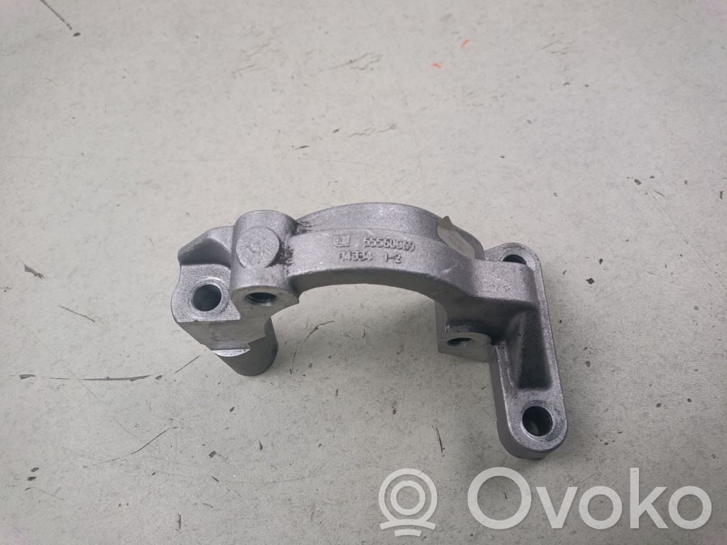 Opel Insignia A Engine mount bracket 