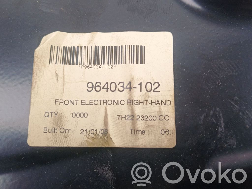 Land Rover Discovery 3 - LR3 Macara ușă față cu motor 