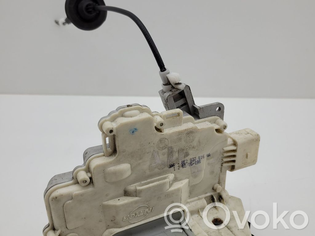 Audi A8 S8 D3 4E Front door lock 