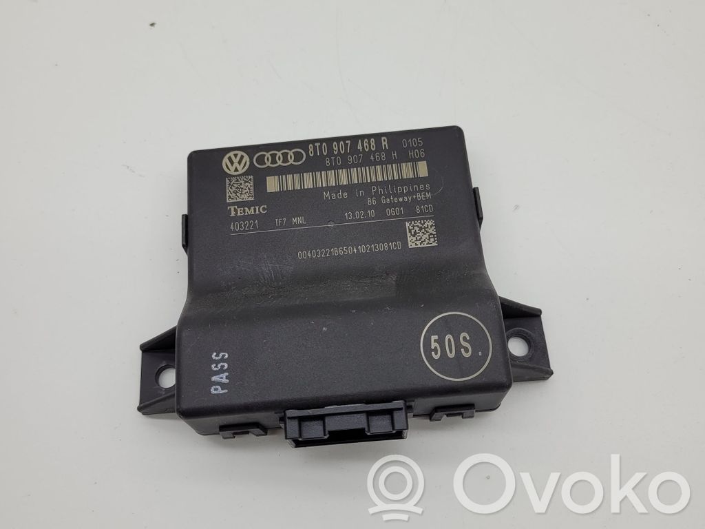 Audi A5 8T 8F Gateway control module 