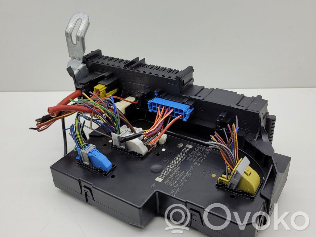 Mercedes-Benz E W212 SAM control unit 