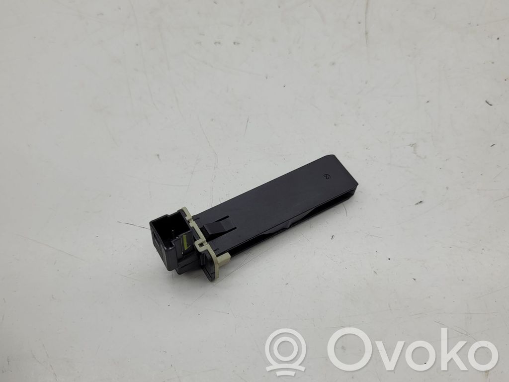BMW 3 F30 F35 F31 Interior temperature sensor 