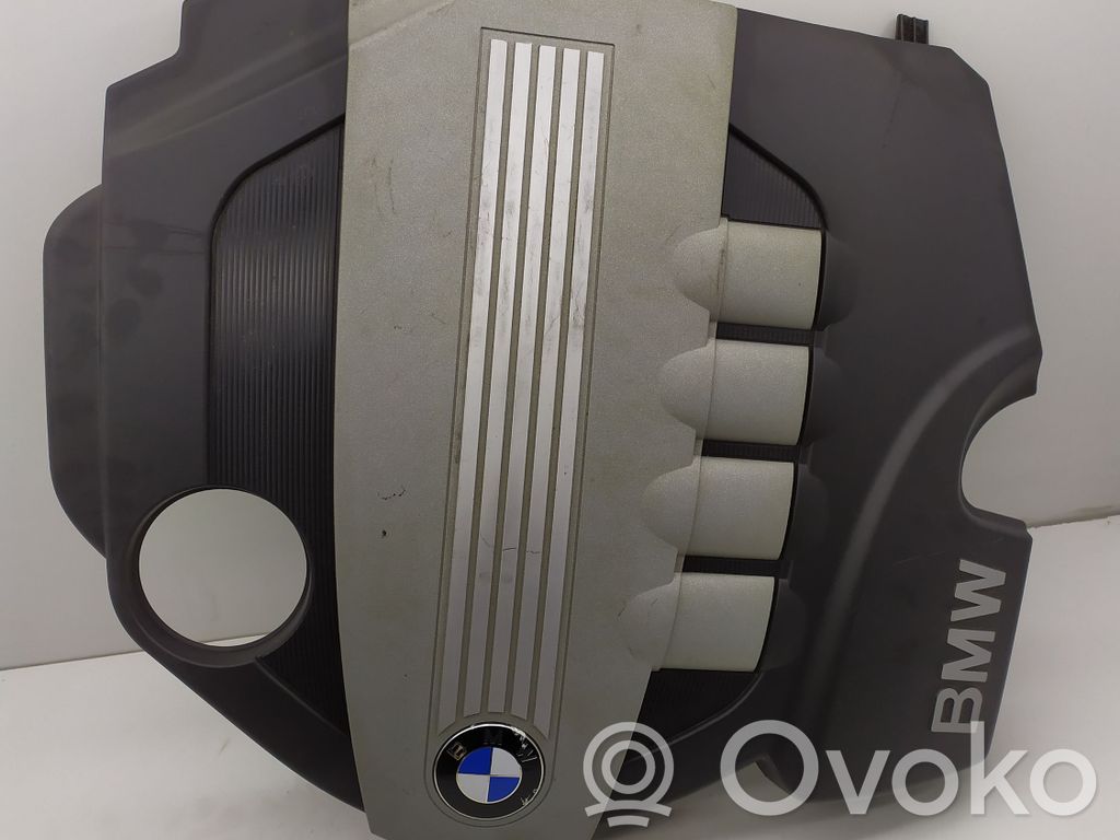 BMW 1 E81 E87 Variklio dangtis (apdaila) 
