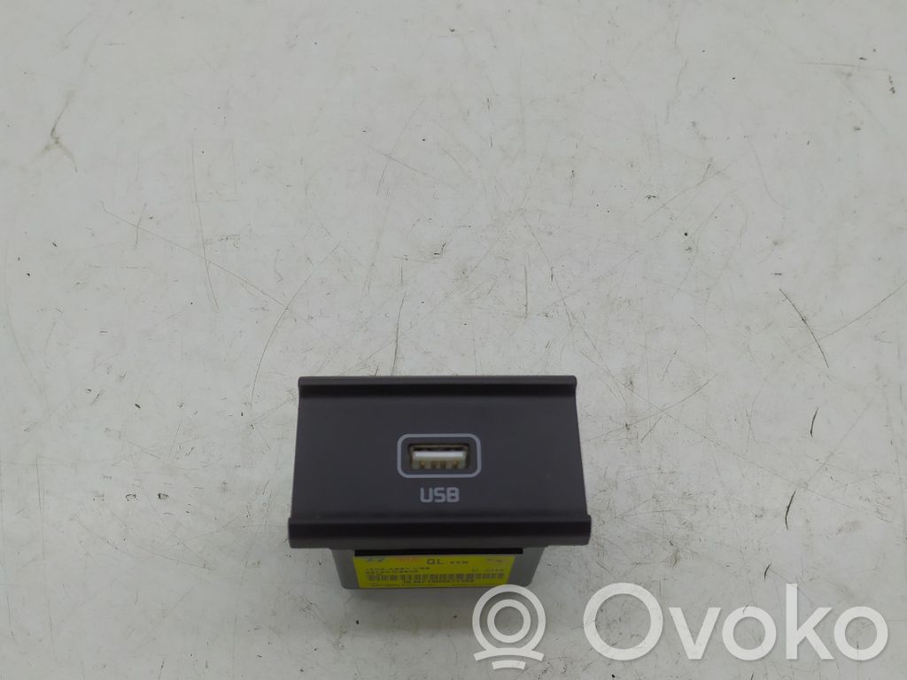 KIA Sportage Enchufe conector USB 