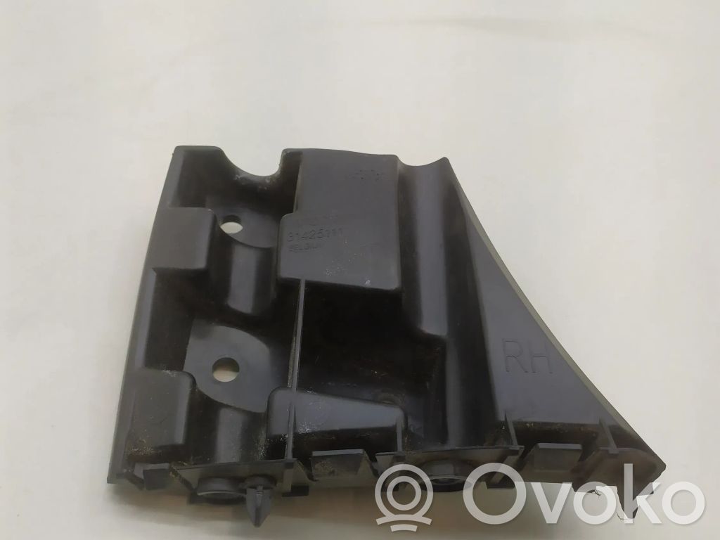 Volvo V40 Cross country Front bumper mounting bracket 