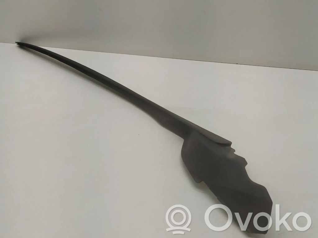 Volvo V40 Cross country Windshield trim 